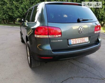 Серый Фольксваген Туарег, объемом двигателя 0 л и пробегом 230 тыс. км за 5900 $, фото 14 на Automoto.ua