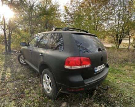 Серый Фольксваген Туарег, объемом двигателя 2.5 л и пробегом 290 тыс. км за 6300 $, фото 5 на Automoto.ua