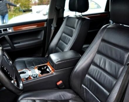 Серый Фольксваген Туарег, объемом двигателя 2 л и пробегом 1 тыс. км за 3200 $, фото 6 на Automoto.ua