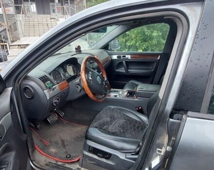 Серый Фольксваген Туарег, объемом двигателя 0 л и пробегом 290 тыс. км за 3000 $, фото 4 на Automoto.ua