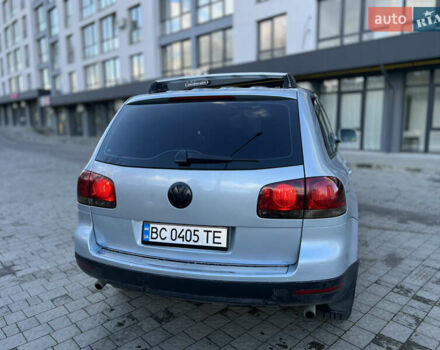 Серый Фольксваген Туарег, объемом двигателя 3.19 л и пробегом 290 тыс. км за 5999 $, фото 8 на Automoto.ua