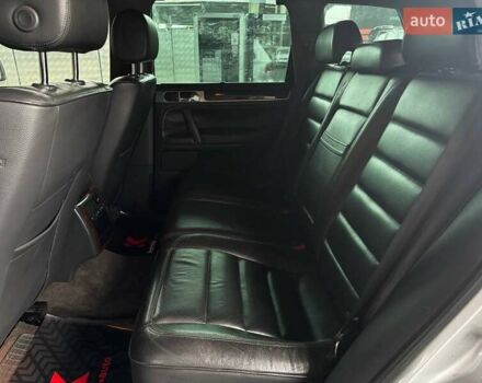 Серый Фольксваген Туарег, объемом двигателя 4.2 л и пробегом 309 тыс. км за 6999 $, фото 20 на Automoto.ua