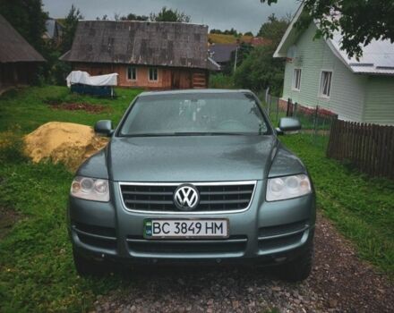 Серый Фольксваген Туарег, объемом двигателя 2.5 л и пробегом 240 тыс. км за 7950 $, фото 1 на Automoto.ua