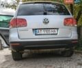 Сірий Фольксваген Туарег, об'ємом двигуна 3.2 л та пробігом 246 тис. км за 8000 $, фото 6 на Automoto.ua
