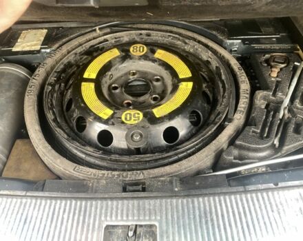 Сірий Фольксваген Туарег, об'ємом двигуна 5 л та пробігом 320 тис. км за 4000 $, фото 14 на Automoto.ua