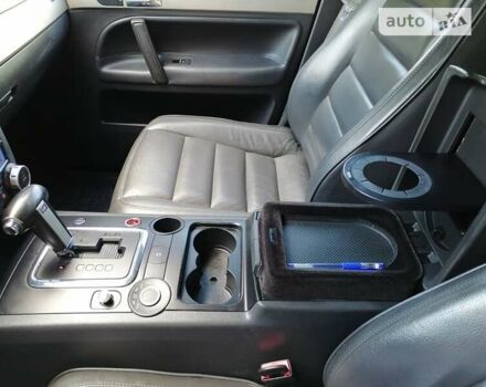 Серый Фольксваген Туарег, объемом двигателя 0 л и пробегом 230 тыс. км за 5900 $, фото 50 на Automoto.ua