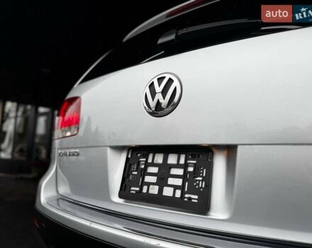 Серый Фольксваген Туарег, объемом двигателя 4.2 л и пробегом 309 тыс. км за 6999 $, фото 21 на Automoto.ua