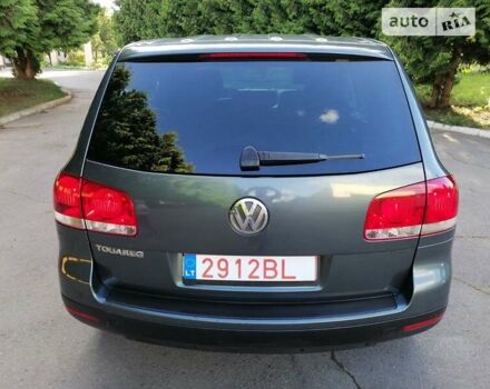 Серый Фольксваген Туарег, объемом двигателя 0 л и пробегом 230 тыс. км за 5900 $, фото 13 на Automoto.ua