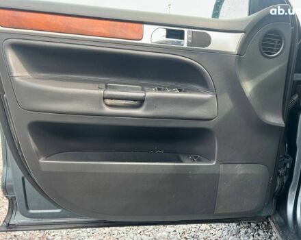 Серый Фольксваген Туарег, объемом двигателя 2.5 л и пробегом 333 тыс. км за 7440 $, фото 14 на Automoto.ua