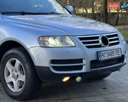 Серый Фольксваген Туарег, объемом двигателя 3.19 л и пробегом 290 тыс. км за 5999 $, фото 4 на Automoto.ua