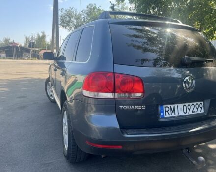 Серый Фольксваген Туарег, объемом двигателя 2.5 л и пробегом 281 тыс. км за 5500 $, фото 8 на Automoto.ua