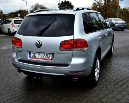 Серый Фольксваген Туарег, объемом двигателя 2 л и пробегом 1 тыс. км за 3200 $, фото 4 на Automoto.ua