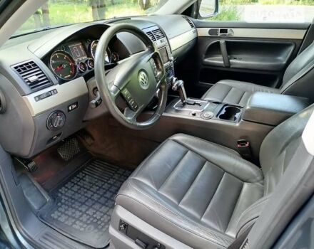 Серый Фольксваген Туарег, объемом двигателя 0 л и пробегом 230 тыс. км за 5900 $, фото 40 на Automoto.ua