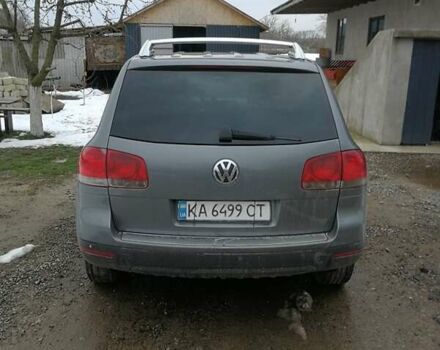 Сірий Фольксваген Туарег, об'ємом двигуна 2.5 л та пробігом 355 тис. км за 8000 $, фото 2 на Automoto.ua