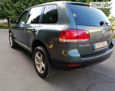 Серый Фольксваген Туарег, объемом двигателя 0 л и пробегом 230 тыс. км за 5900 $, фото 15 на Automoto.ua