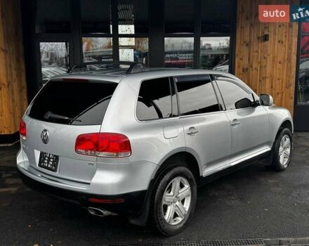 Серый Фольксваген Туарег, объемом двигателя 4.2 л и пробегом 309 тыс. км за 6999 $, фото 9 на Automoto.ua