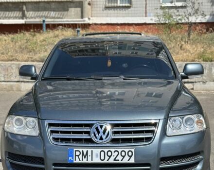 Серый Фольксваген Туарег, объемом двигателя 2.5 л и пробегом 281 тыс. км за 5500 $, фото 9 на Automoto.ua