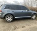 Сірий Фольксваген Туарег, об'ємом двигуна 5 л та пробігом 320 тис. км за 4000 $, фото 5 на Automoto.ua