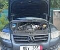 Фольксваген Туарег 2004 в Славянске на Automoto.ua Серый Фольксваген Туарег, объемом двигателя 2.5 л и пробегом 270 тыс. км за 4650 $, фото 4 на Automoto.ua