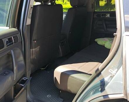 Серый Фольксваген Туарег, объемом двигателя 3.19 л и пробегом 503 тыс. км за 7700 $, фото 10 на Automoto.ua