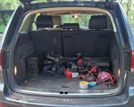 Сірий Фольксваген Туарег, об'ємом двигуна 2.5 л та пробігом 310 тис. км за 3650 $, фото 8 на Automoto.ua