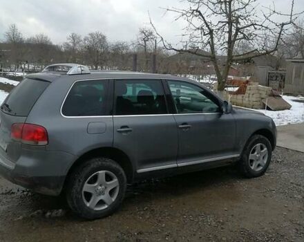 Сірий Фольксваген Туарег, об'ємом двигуна 2.5 л та пробігом 355 тис. км за 8000 $, фото 1 на Automoto.ua