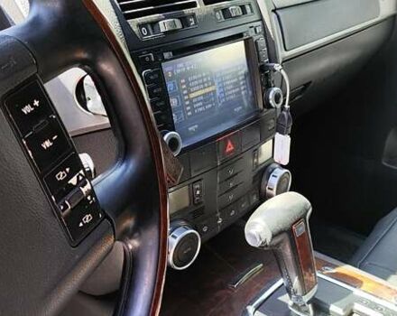 Серый Фольксваген Туарег, объемом двигателя 3.19 л и пробегом 503 тыс. км за 7700 $, фото 16 на Automoto.ua