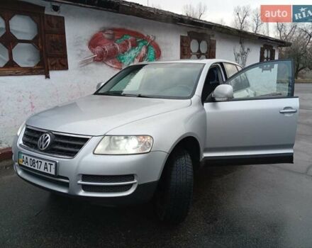 Серый Фольксваген Туарег, объемом двигателя 3.19 л и пробегом 158 тыс. км за 7000 $, фото 1 на Automoto.ua