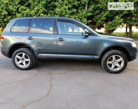 Серый Фольксваген Туарег, объемом двигателя 0 л и пробегом 230 тыс. км за 5900 $, фото 7 на Automoto.ua