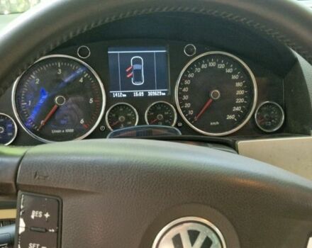 Сірий Фольксваген Туарег, об'ємом двигуна 2.5 л та пробігом 310 тис. км за 3650 $, фото 17 на Automoto.ua