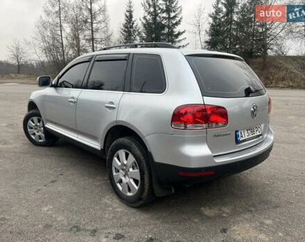 Сірий Фольксваген Туарег, об'ємом двигуна 3.2 л та пробігом 270 тис. км за 7200 $, фото 6 на Automoto.ua