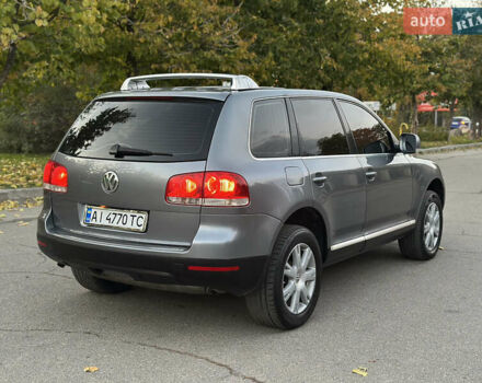 Серый Фольксваген Туарег, объемом двигателя 3 л и пробегом 220 тыс. км за 8250 $, фото 55 на Automoto.ua