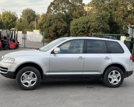 Серый Фольксваген Туарег, объемом двигателя 2.5 л и пробегом 354 тыс. км за 4499 $, фото 7 на Automoto.ua