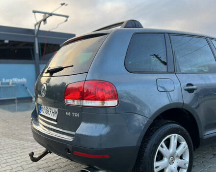 Серый Фольксваген Туарег, объемом двигателя 3 л и пробегом 428 тыс. км за 6700 $, фото 20 на Automoto.ua