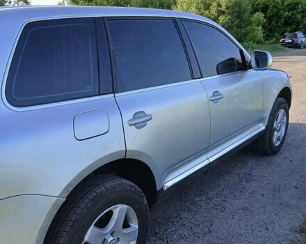 Сірий Фольксваген Туарег, об'ємом двигуна 2.5 л та пробігом 435 тис. км за 5000 $, фото 2 на Automoto.ua