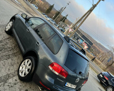 Серый Фольксваген Туарег, объемом двигателя 3 л и пробегом 428 тыс. км за 6700 $, фото 11 на Automoto.ua