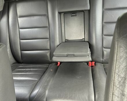 Серый Фольксваген Туарег, объемом двигателя 3 л и пробегом 502 тыс. км за 4000 $, фото 3 на Automoto.ua