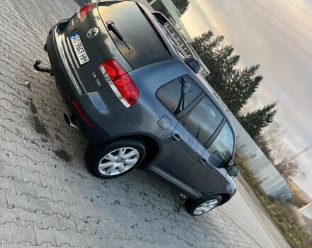 Серый Фольксваген Туарег, объемом двигателя 3 л и пробегом 428 тыс. км за 6700 $, фото 12 на Automoto.ua