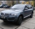 Серый Фольксваген Туарег, объемом двигателя 0 л и пробегом 312 тыс. км за 5900 $, фото 2 на Automoto.ua