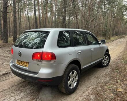 Серый Фольксваген Туарег, объемом двигателя 0 л и пробегом 250 тыс. км за 3900 $, фото 4 на Automoto.ua