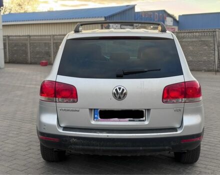 Серый Фольксваген Туарег, объемом двигателя 2.5 л и пробегом 354 тыс. км за 4499 $, фото 5 на Automoto.ua