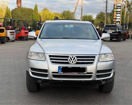 Серый Фольксваген Туарег, объемом двигателя 2.5 л и пробегом 354 тыс. км за 4499 $, фото 1 на Automoto.ua