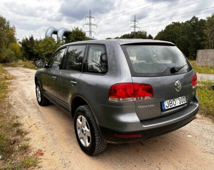 Серый Фольксваген Туарег, объемом двигателя 2.5 л и пробегом 250 тыс. км за 4740 $, фото 5 на Automoto.ua