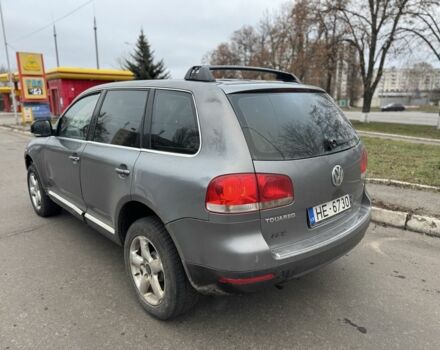 Сірий Фольксваген Туарег, об'ємом двигуна 3.2 л та пробігом 320 тис. км за 3400 $, фото 3 на Automoto.ua