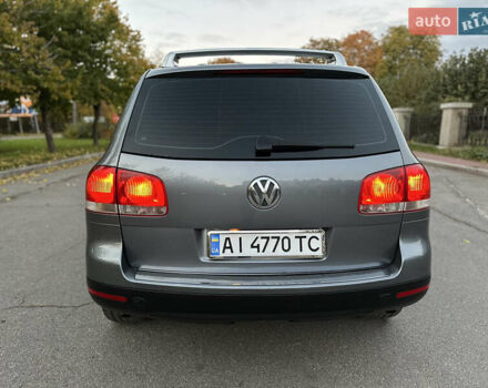 Серый Фольксваген Туарег, объемом двигателя 3 л и пробегом 220 тыс. км за 8250 $, фото 18 на Automoto.ua