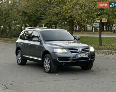 Серый Фольксваген Туарег, объемом двигателя 3 л и пробегом 220 тыс. км за 8250 $, фото 9 на Automoto.ua