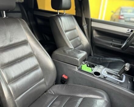 Серый Фольксваген Туарег, объемом двигателя 0 л и пробегом 200 тыс. км за 3600 $, фото 9 на Automoto.ua