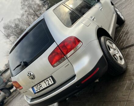 Серый Фольксваген Туарег, объемом двигателя 0 л и пробегом 200 тыс. км за 3600 $, фото 5 на Automoto.ua