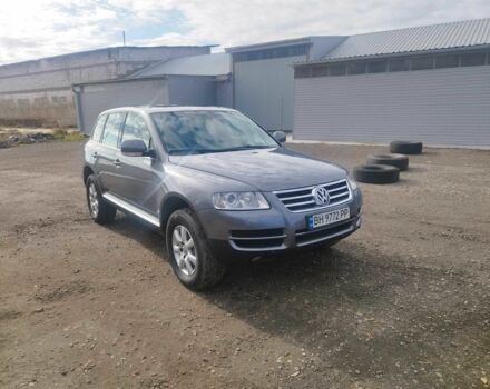 Серый Фольксваген Туарег, объемом двигателя 3 л и пробегом 450 тыс. км за 10900 $, фото 12 на Automoto.ua