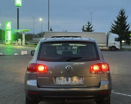 Серый Фольксваген Туарег, объемом двигателя 3 л и пробегом 340 тыс. км за 5350 $, фото 4 на Automoto.ua